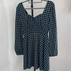 Chic Geometric Long Sleeve Dress